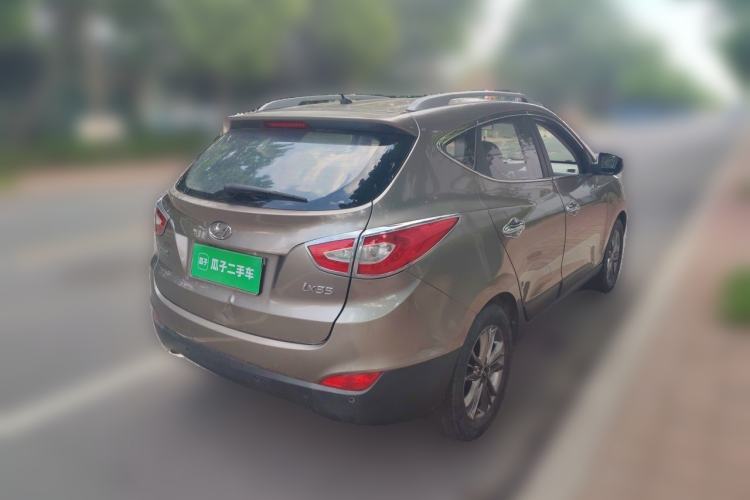 Used Hyundai ix35 2013 2.0L Automatic Two-Wheel Drive Smart GLS China IV Standard Rear Right 45 Deg
