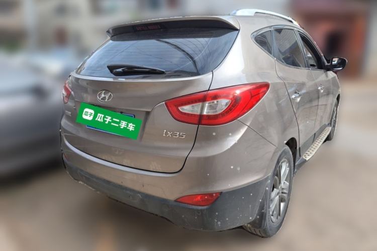 Used Hyundai ix35 2013 2.0L Automatic Two-Wheel Drive Smart GLS China IV Standard Rear Right 45 Deg