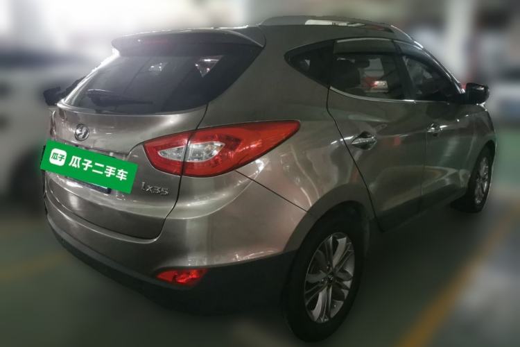 Used Hyundai ix35 2013 2.0L Automatic Two-Wheel Drive Smart GLS China IV Standard Rear Right 45 Deg