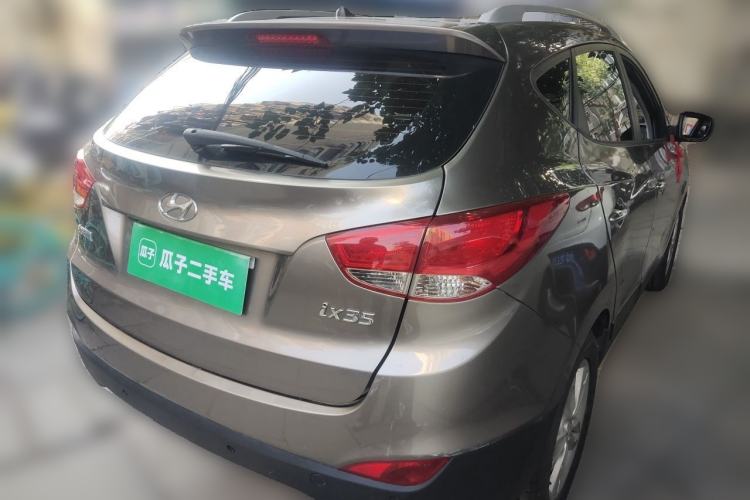 Used Hyundai ix35 2013 2.0L Automatic Two-Wheel Drive Smart GLS China V Standard Rear Right 45 Deg