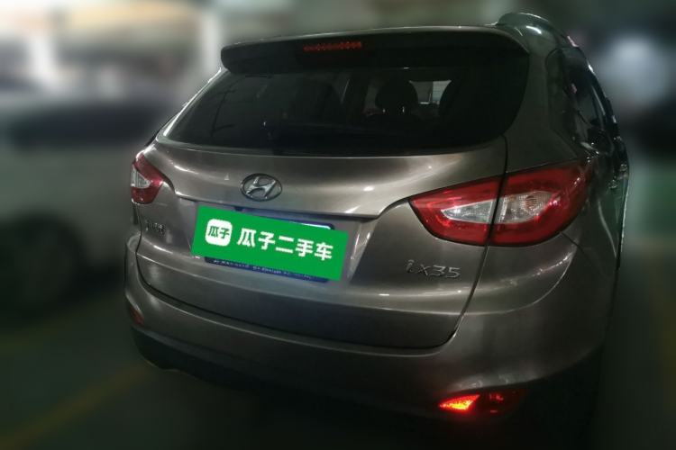 Used Hyundai ix35 2013 2.0L Automatic Two-Wheel Drive Smart GLS China IV Standard Rear