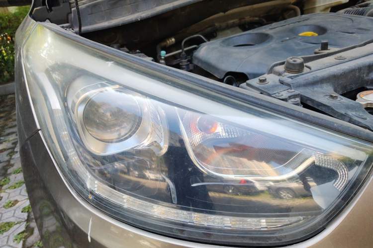 Used Hyundai ix35 2013 2.0L Automatic Two-Wheel Drive Smart GLS China V Standard Right Front Headlight