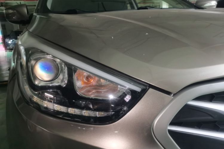 Used Hyundai ix35 2013 2.0L Automatic Two-Wheel Drive Smart GLS China IV Standard Right Front Headlight