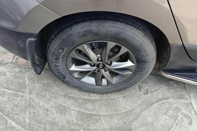 Used Hyundai ix35 2013 2.0L Automatic 2WD Comfort GL China IV Standard Right Rear Wheel Hub