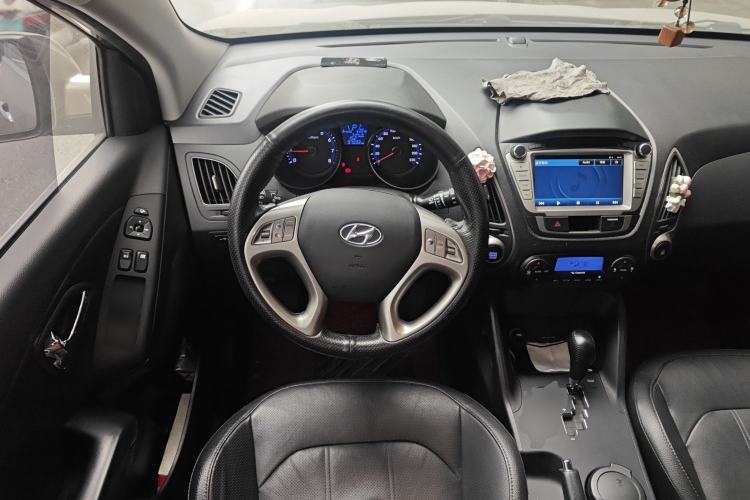 Used Hyundai ix35 2013 2.0L Automatic 4x4 Intelligent GLS China IV Standard Steering Wheel