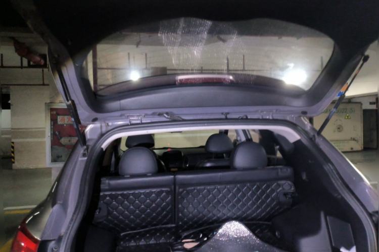 Used Hyundai ix35 2013 2.0L Automatic Two-Wheel Drive Smart GLS China IV Standard Trunk