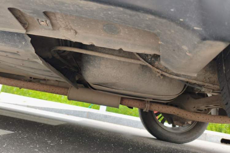 Used Hyundai ix35 2013 2.0L Automatic Two-Wheel Drive Smart GLS China IV Standard Chassis Rear Left