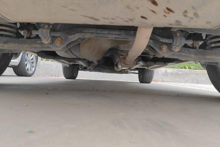 Used Hyundai ix35 2013 2.0L Automatic Two-Wheel Drive Smart GLS China IV Standard Chassis Rear