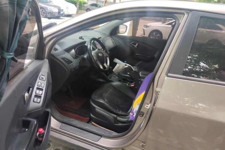 Used Hyundai ix35 2013 2.0L Automatic Two-Wheel Drive Smart GLS China V Standard Driver Seat