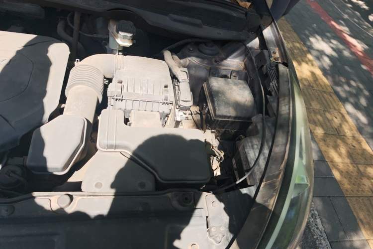 Used Hyundai ix35 2013 2.0L Automatic 4x4 Comfort GL China V Standard Engine Bay Left