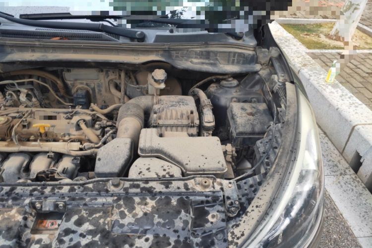 Used Hyundai ix35 2013 2.0L Automatic Two-Wheel Drive Smart GLS China IV Standard Engine Bay Left