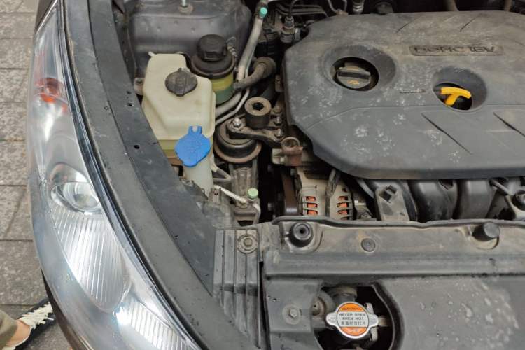 Used Hyundai ix35 2013 2.0L Automatic 4x4 Smart GLS China V Standard Engine Bay Right