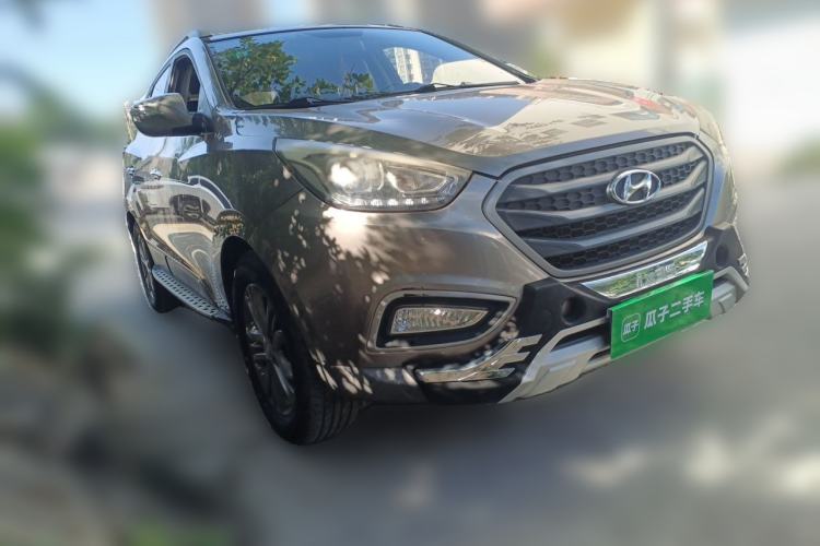 Used Hyundai ix35 2013 2.0L Automatic Two-Wheel Drive Smart GLS China IV Standard Front Right 45 Deg