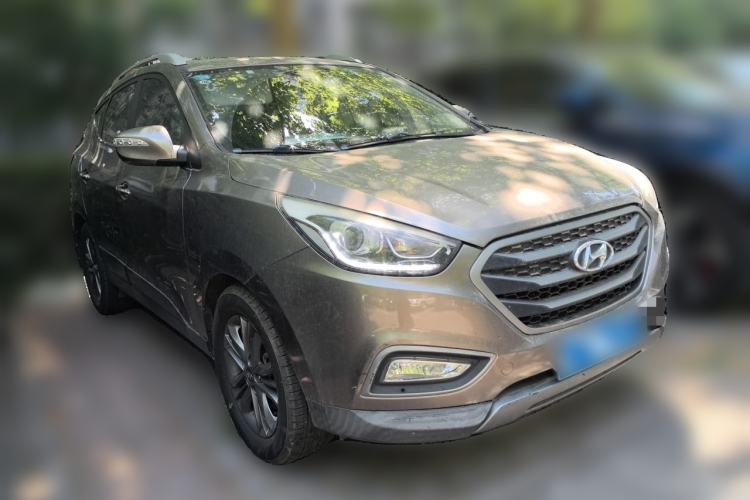 Used Hyundai ix35 2013 2.0L Automatic Two-Wheel Drive Smart GLS China IV Standard Front Right 45 Deg