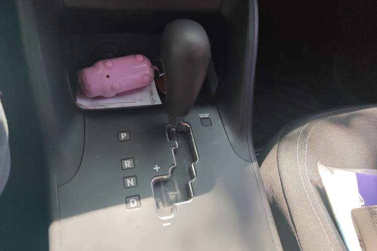 Used Hyundai ix35 2013 2.0L Automatic 4x4 Comfort GL China V Standard Gear Lever
