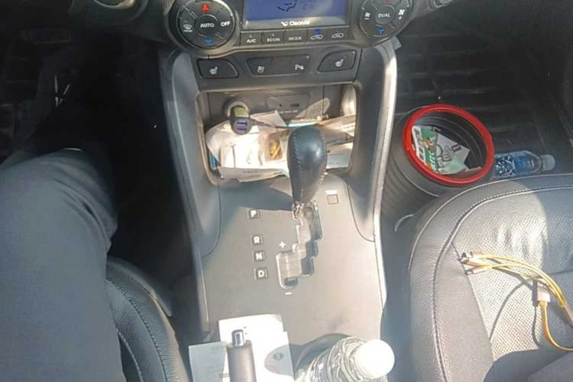 Used Hyundai ix35 2013 2.0L Automatic Two-Wheel Drive Leading GLX China V Emission Standard Gear Lever