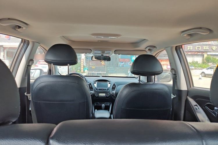 Used Hyundai ix35 2013 2.0L Automatic Two-Wheel Drive Smart GLS China IV Standard Headliner