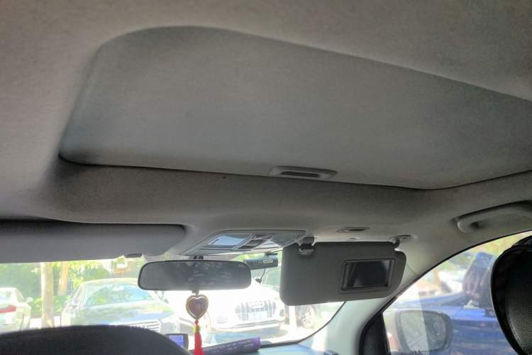 Used Hyundai ix35 2013 2.0L Automatic Two-Wheel Drive Smart GLS China IV Standard Headliner