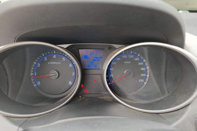 Used Hyundai ix35 2013 2.0L Automatic 2WD Comfort GL China IV Standard Instrument Cluster