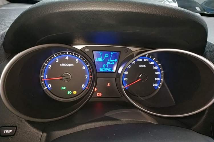 Used Hyundai ix35 2013 2.0L Automatic Two-Wheel Drive Smart GLS China IV Standard Instrument Cluster
