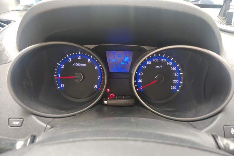 Used Hyundai ix35 2013 2.0L Automatic Two-Wheel Drive Smart GLS China V Standard Instrument Cluster