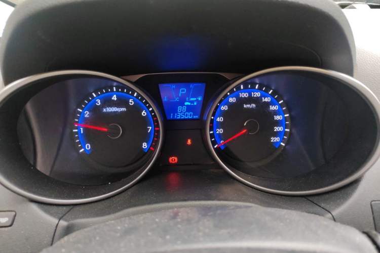 Used Hyundai ix35 2013 2.0L Automatic Two-Wheel Drive Smart GLS China V Standard Instrument Cluster