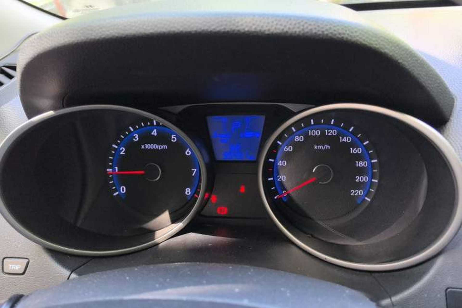 Used Hyundai ix35 2013 2.0L Automatic Two-Wheel Drive Smart GLS China IV Standard Instrument Cluster