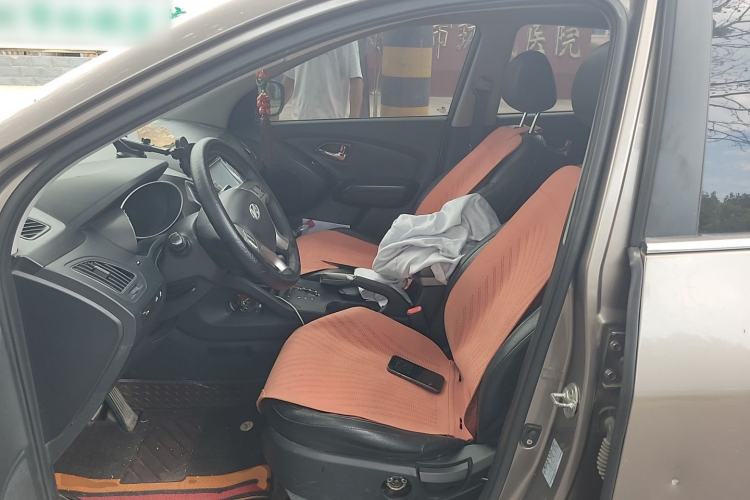 Used Hyundai ix35 2013 2.0L Automatic Two-Wheel Drive Smart GLS China IV Standard Left Front Seat