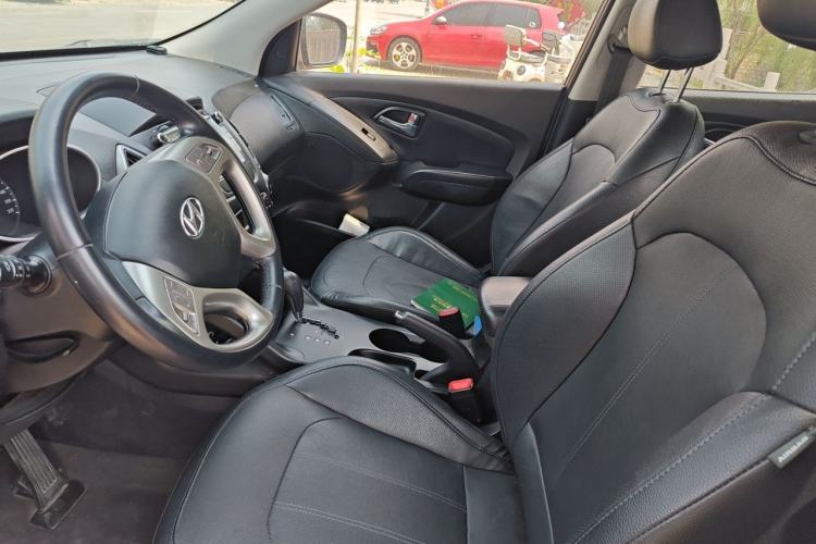 Used Hyundai ix35 2013 2.0L Automatic Two-Wheel Drive Smart GLS China IV Standard Left Front Seat