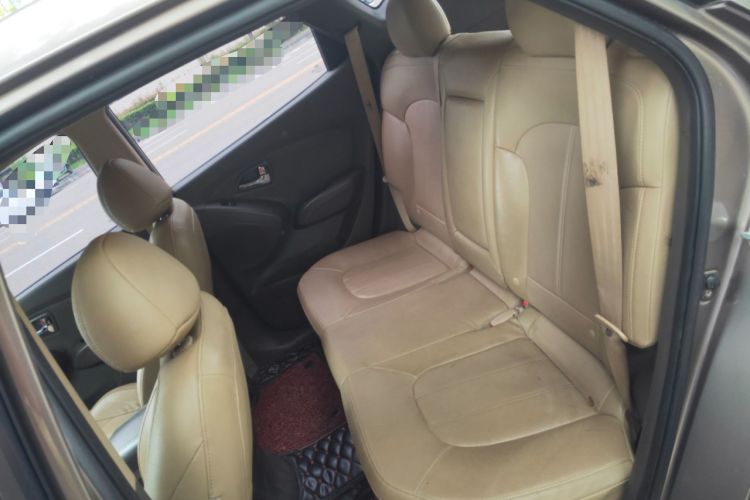 Used Hyundai ix35 2013 2.0L Automatic Two-Wheel Drive Smart GLS China IV Standard Left Rear Seat