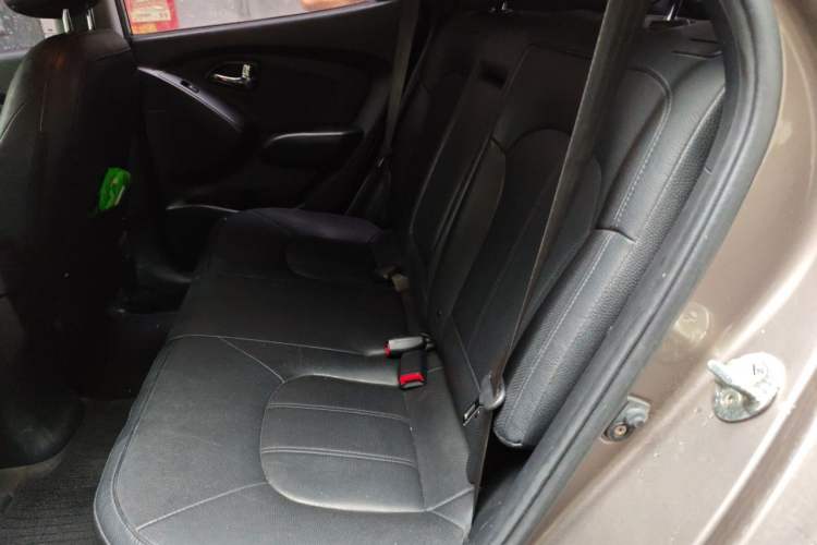 Used Hyundai ix35 2013 2.0L Automatic 4x4 Smart GLS China V Standard Left Rear Seat