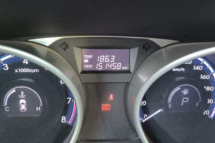 Used Hyundai ix35 2013 2.4L Automatic Two-Wheel Drive Leading GLX China V Standard Odometer Close Up