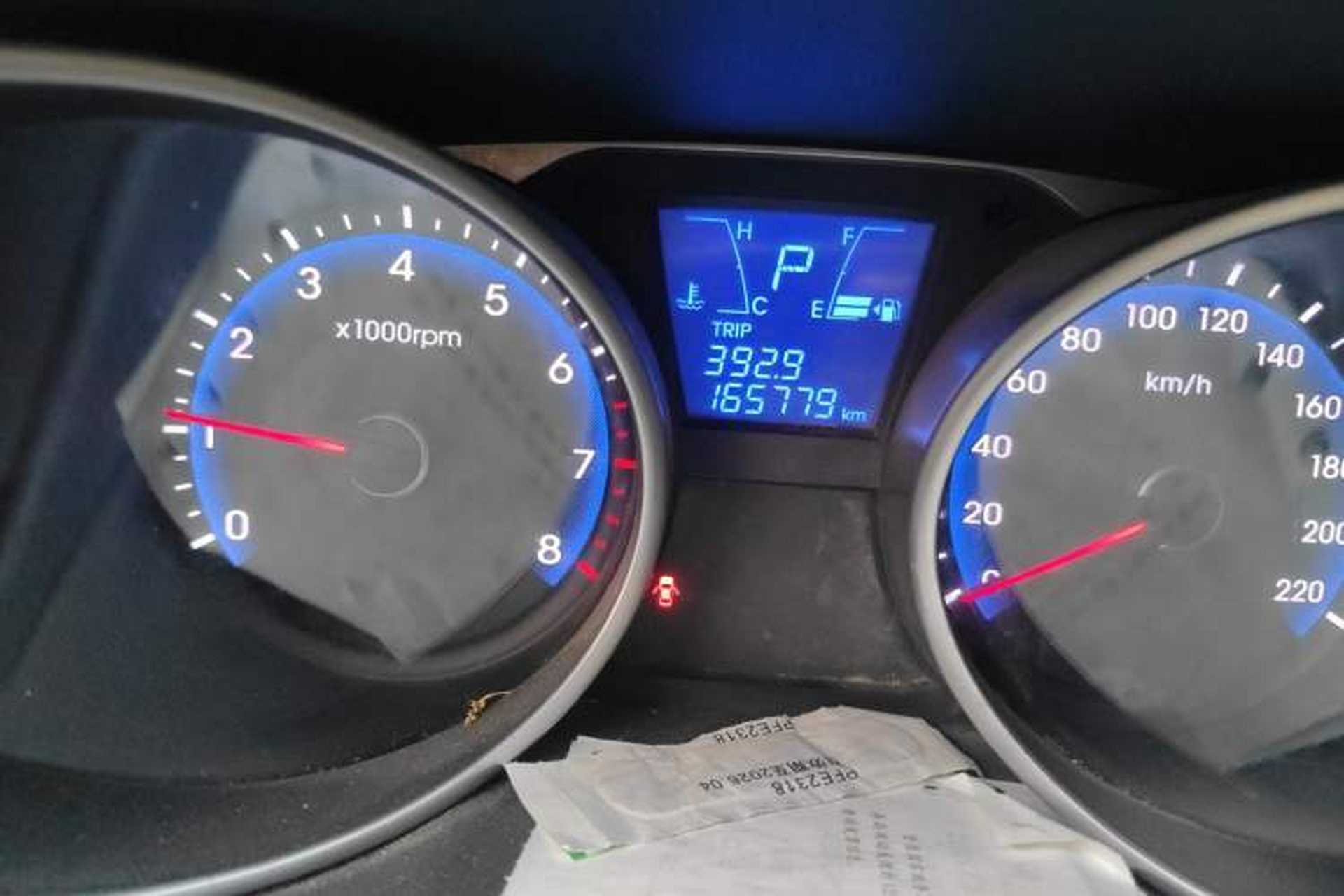 Used Hyundai ix35 2013 2.0L Automatic Two-Wheel Drive Smart GLS China IV Standard Odometer Close Up