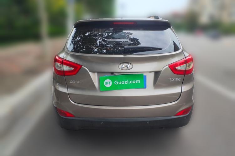 Used Hyundai ix35 2013 2.0L Automatic Two-Wheel Drive Smart GLS China IV Standard Rear