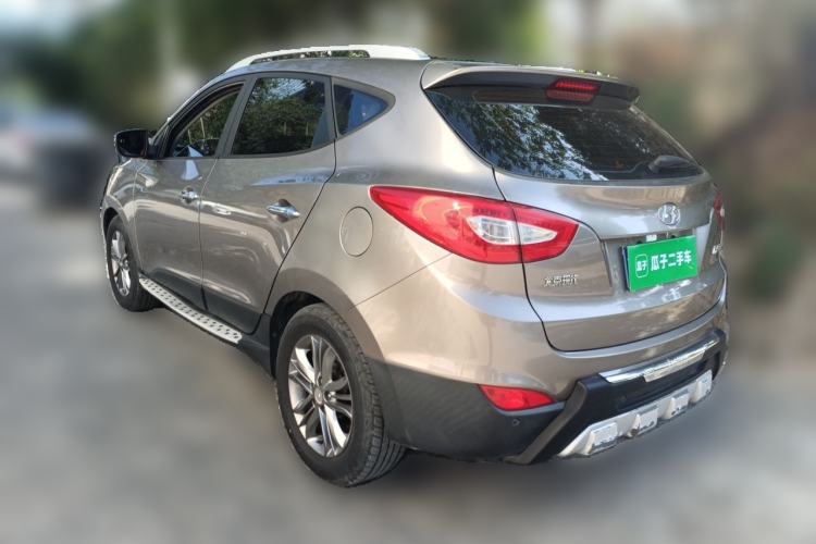 Used Hyundai ix35 2013 2.0L Automatic Two-Wheel Drive Smart GLS China IV Standard Rear Left 45 Deg