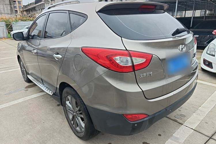 Used Hyundai ix35 2013 2.0L Automatic Two-Wheel Drive Smart GLS China IV Standard Rear Left 45 Deg