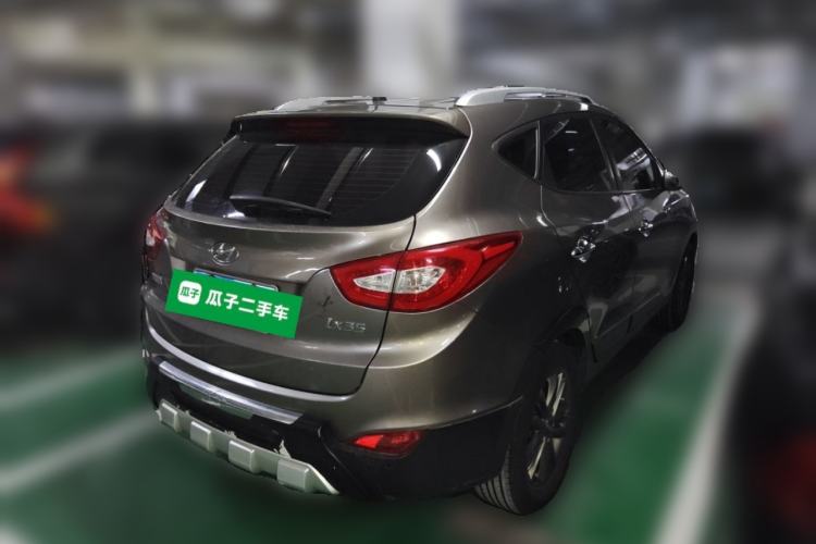 Used Hyundai ix35 2013 2.0L Automatic Two-Wheel Drive Smart GLS China IV Standard Rear Right 45 Deg