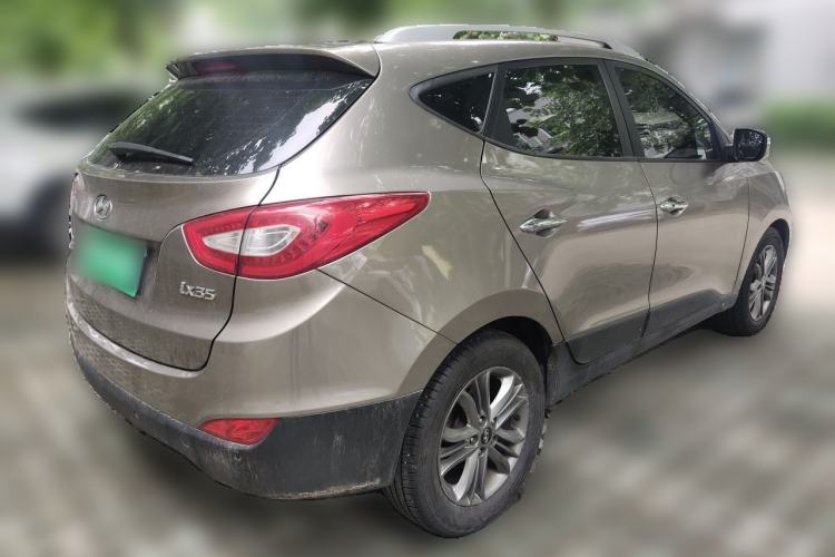 Used Hyundai ix35 2013 2.0L Automatic Two-Wheel Drive Smart GLS China V Standard Rear Right 45 Deg