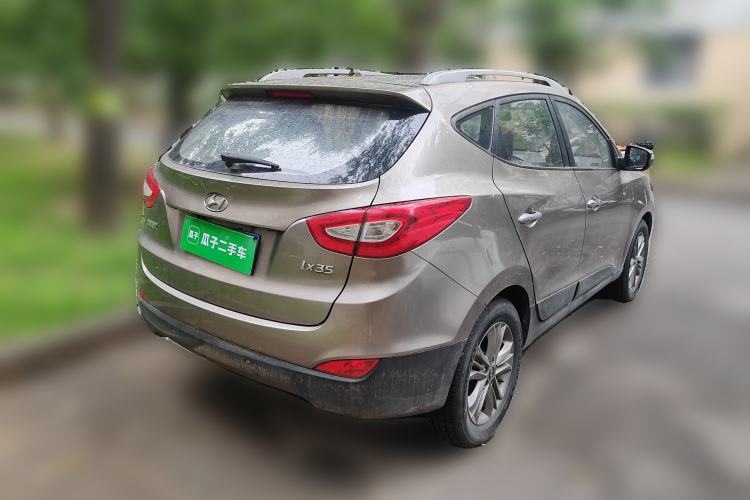Used Hyundai ix35 2013 2.0L Automatic Two-Wheel Drive Smart GLS China V Standard Rear Right 45 Deg