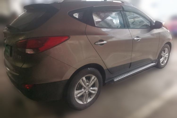 Used Hyundai ix35 2013 2.0L Automatic Two-Wheel Drive Smart GLS China IV Standard Rear Right 45 Deg