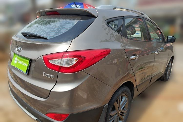 Used Hyundai ix35 2013 2.0L Automatic Two-Wheel Drive Smart GLS China IV Standard Rear Right 45 Deg