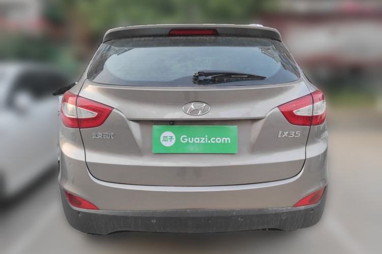 Used Hyundai ix35 2013 2.0L Automatic Two-Wheel Drive Smart GLS China IV Standard Rear