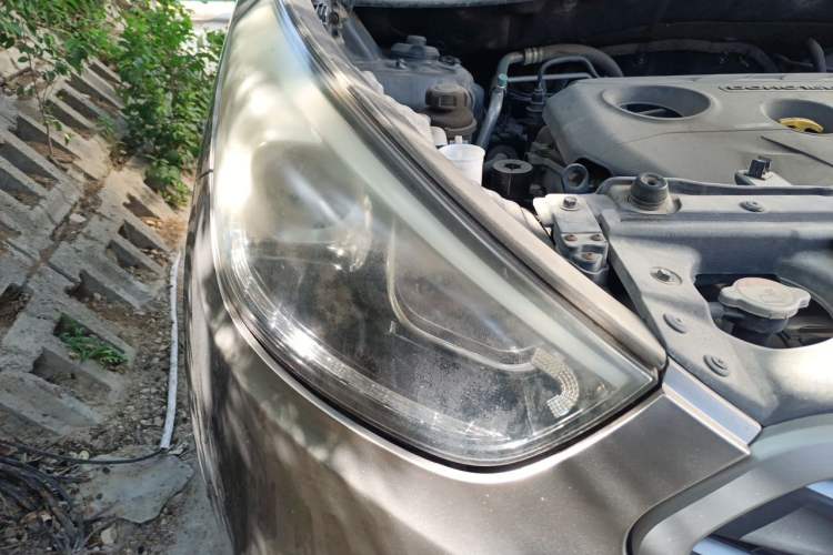 Used Hyundai ix35 2013 2.0L Automatic Two-Wheel Drive Smart GLS China IV Standard Right Front Headlight