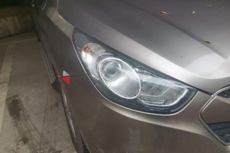 Used Hyundai ix35 2013 2.0L Automatic Two-Wheel Drive Smart GLS China IV Standard Right Front Headlight