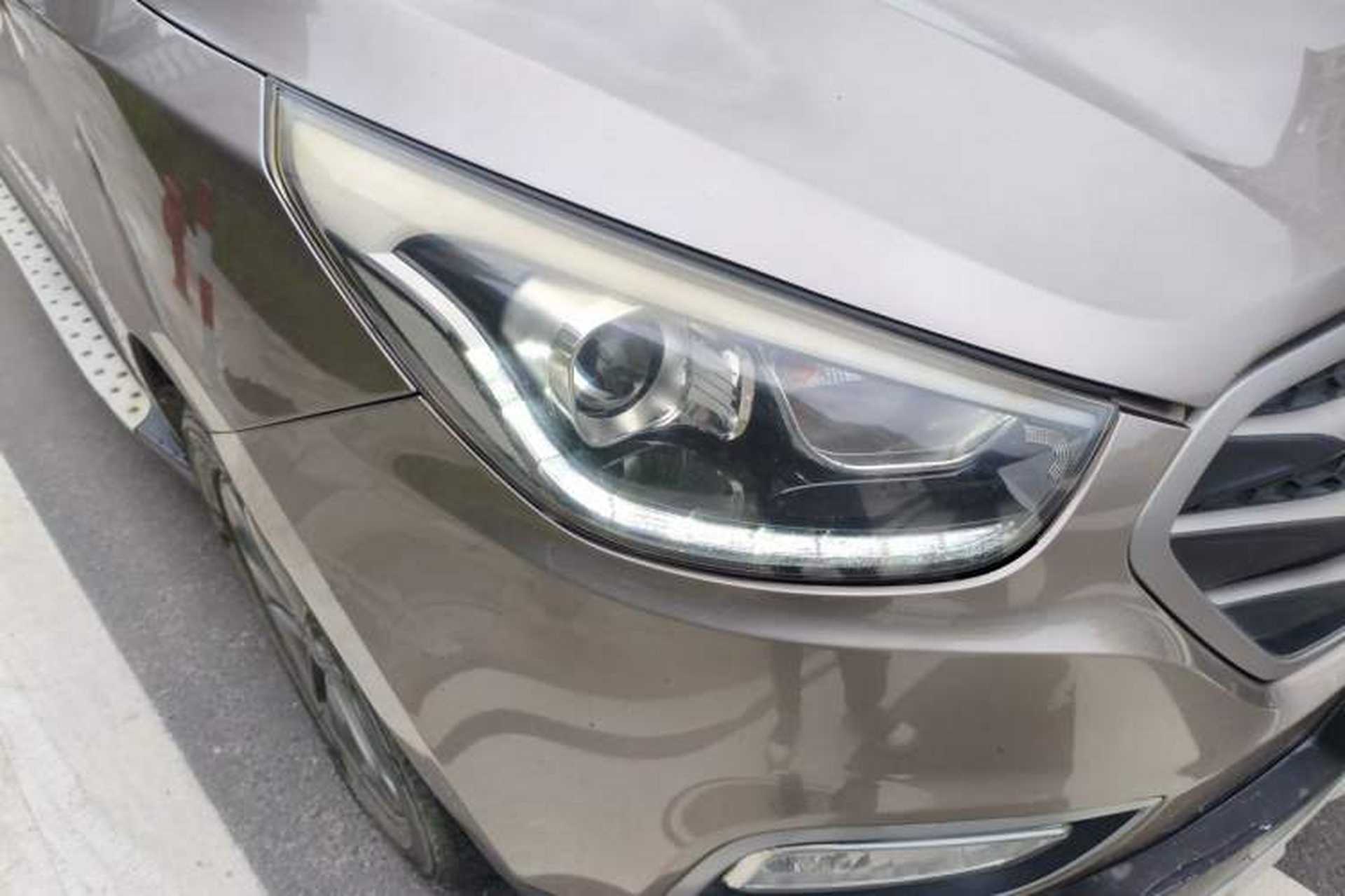 Used Hyundai ix35 2013 2.0L Automatic Two-Wheel Drive Smart GLS China IV Standard Right Front Headlight