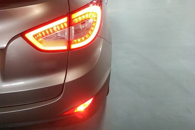 Used Hyundai ix35 2013 2.0L Automatic Two-Wheel Drive Smart GLS China IV Standard Right Rear Taillight