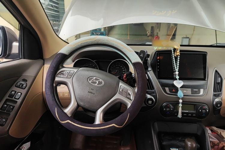 Used Hyundai ix35 2013 2.0L Automatic 4x4 Intelligent GLS China IV Standard Steering Wheel