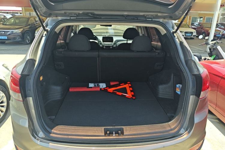 Used Hyundai ix35 2013 2.0L Automatic 2WD Comfort GL China IV Standard Trunk
