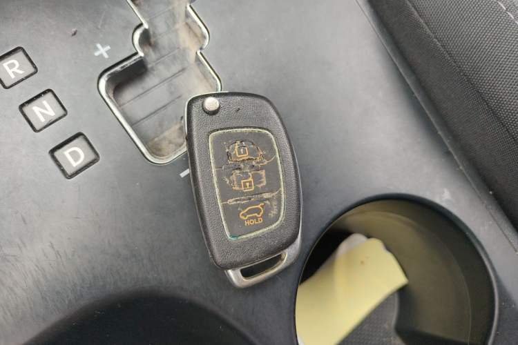 Used Hyundai ix35 2013 2.0L Automatic 2WD Comfort GL China IV Standard Vehicle Key