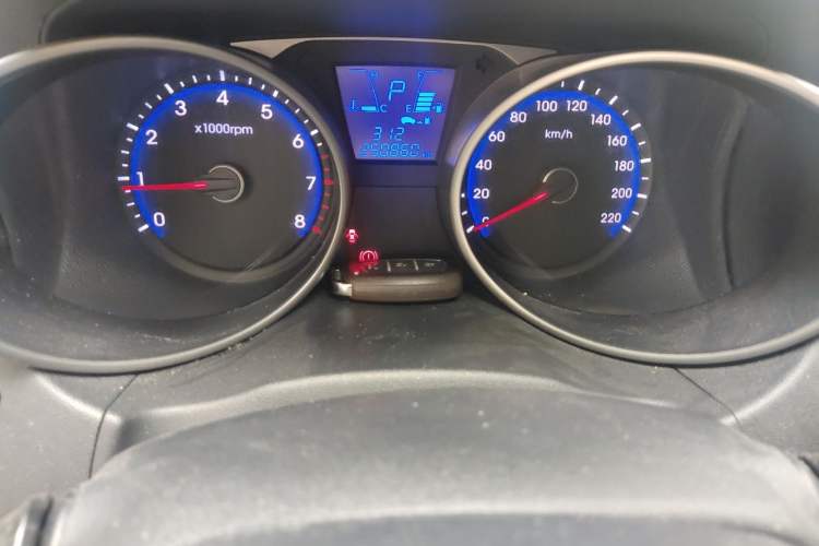 Used Hyundai ix35 2013 2.0L Automatic Two-Wheel Drive Smart GLS China V Standard Vehicle Key